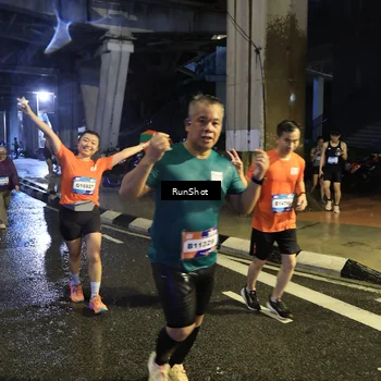 Runner Photo 7917310