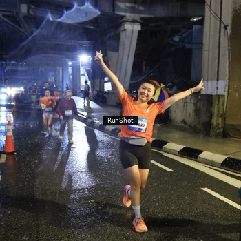 Runner Photo 7917314