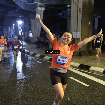 Runner Photo 7917332