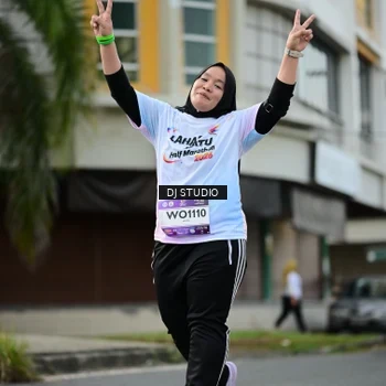 Runner Photo 7917351