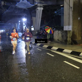 Runner Photo 7917352