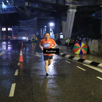 Runner Photo 7917364