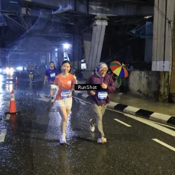 Runner Photo 7917372