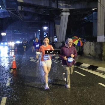 Runner Photo 7917375