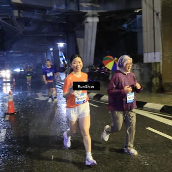 Runner Photo 7917389