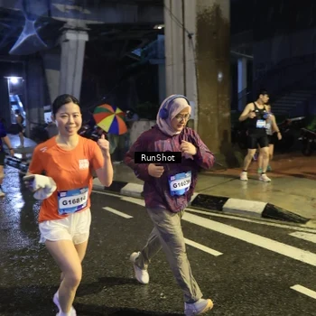 Runner Photo 7917396