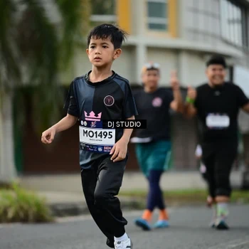 Runner Photo 7917402
