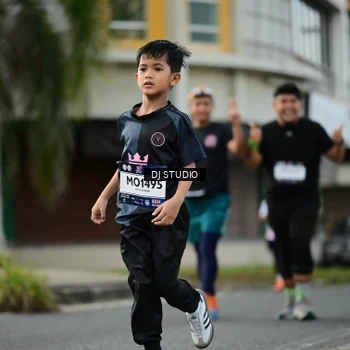 Runner Photo 7917403
