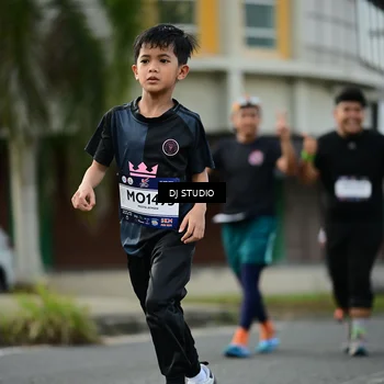 Runner Photo 7917407