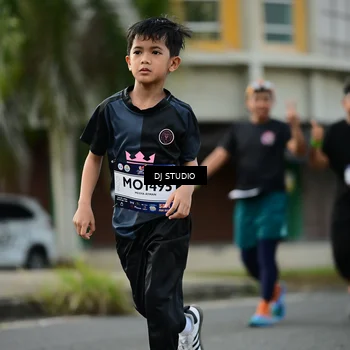 Runner Photo 7917412
