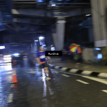 Runner Photo 7917413