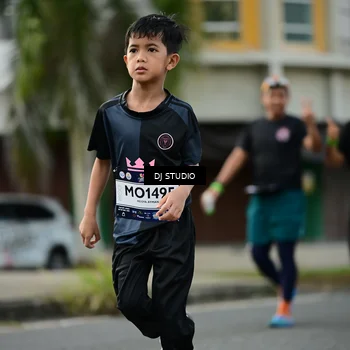 Runner Photo 7917416