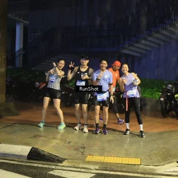 Runner Photo 7917445