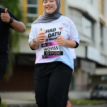 Runner Photo 7917455