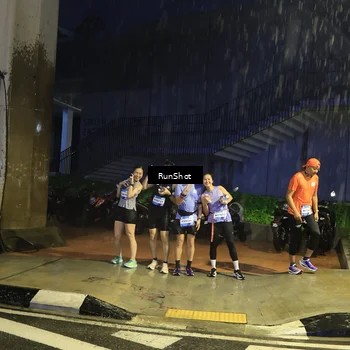 Runner Photo 7917469