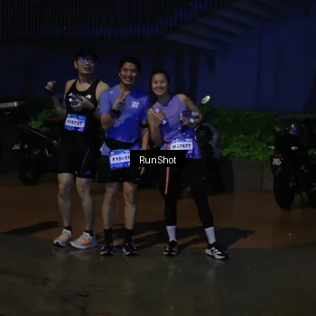 Runner Photo 7917484