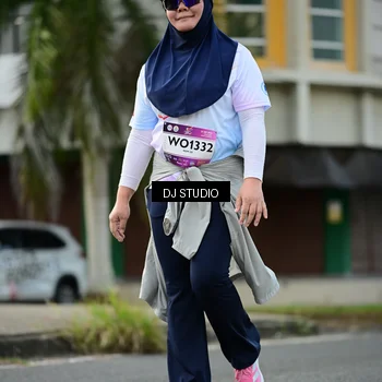 Runner Photo 7917491