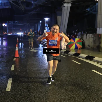 Runner Photo 7917508