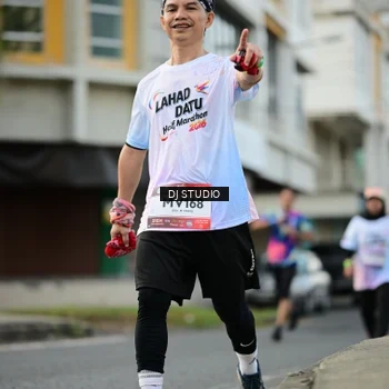 Runner Photo 7917509