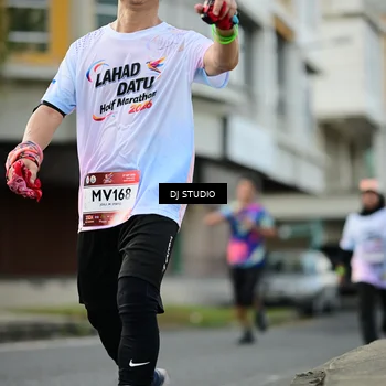 Runner Photo 7917521