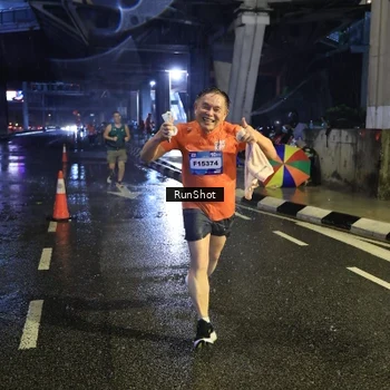 Runner Photo 7917542