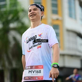 Runner Photo 7917547