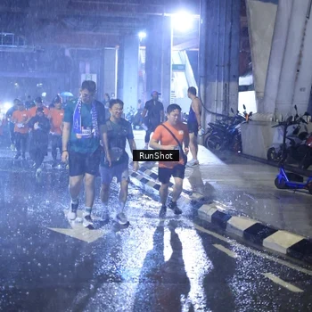 Runner Photo 7917553