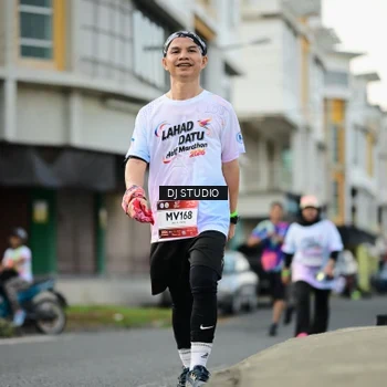 Runner Photo 7917559