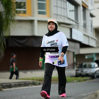 Runner Photo 7917568