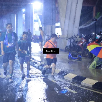 Runner Photo 7917573
