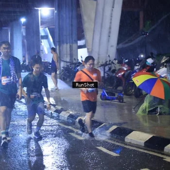Runner Photo 7917576
