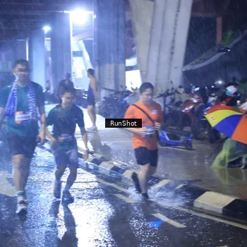 Runner Photo 7917577