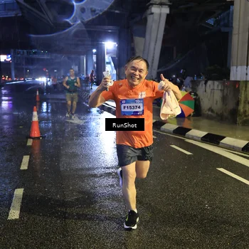 Runner Photo 7917579