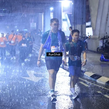 Runner Photo 7917604