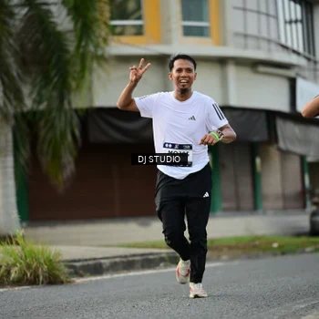 Runner Photo 7917618