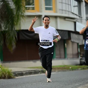 Runner Photo 7917619