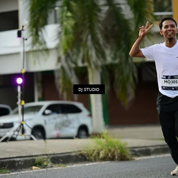Runner Photo 7917625