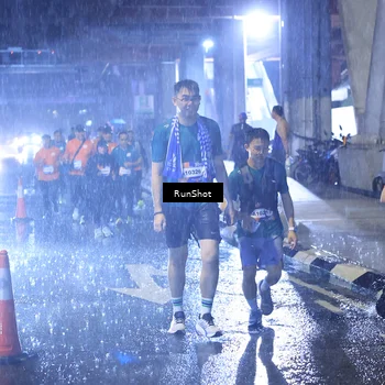 Runner Photo 7917630