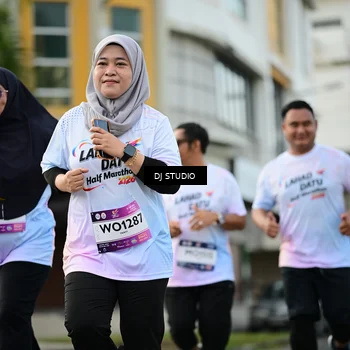Runner Photo 7917643