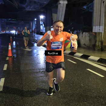 Runner Photo 7917645