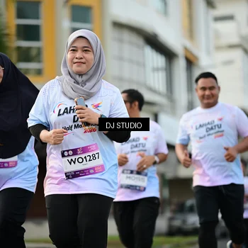 Runner Photo 7917646