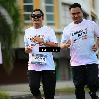 Runner Photo 7917653