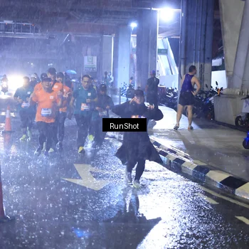 Runner Photo 7917659