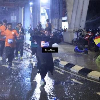 Runner Photo 7917662