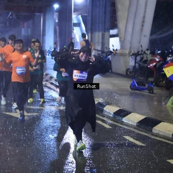 Runner Photo 7917668