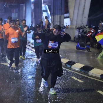 Runner Photo 7917675