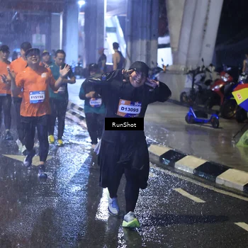 Runner Photo 7917677