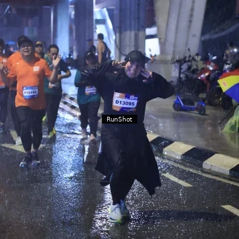 Runner Photo 7917681