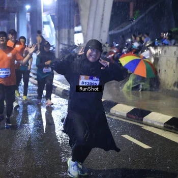 Runner Photo 7917696