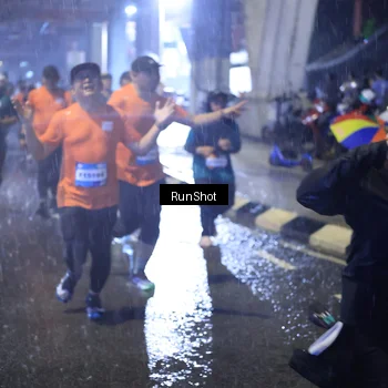 Runner Photo 7917699